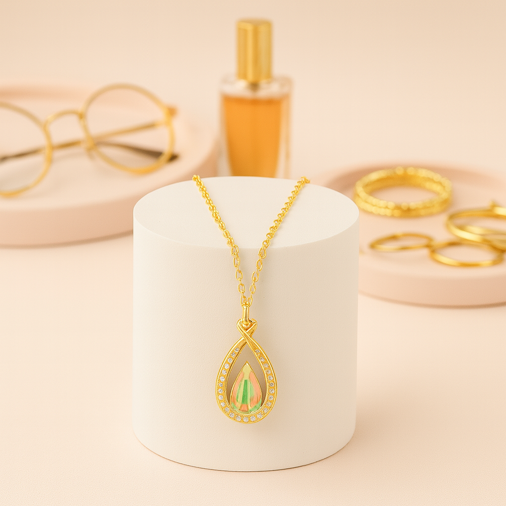 Jewelsland Golden Pendant Chain Jewelsland Golden Pendant Chain